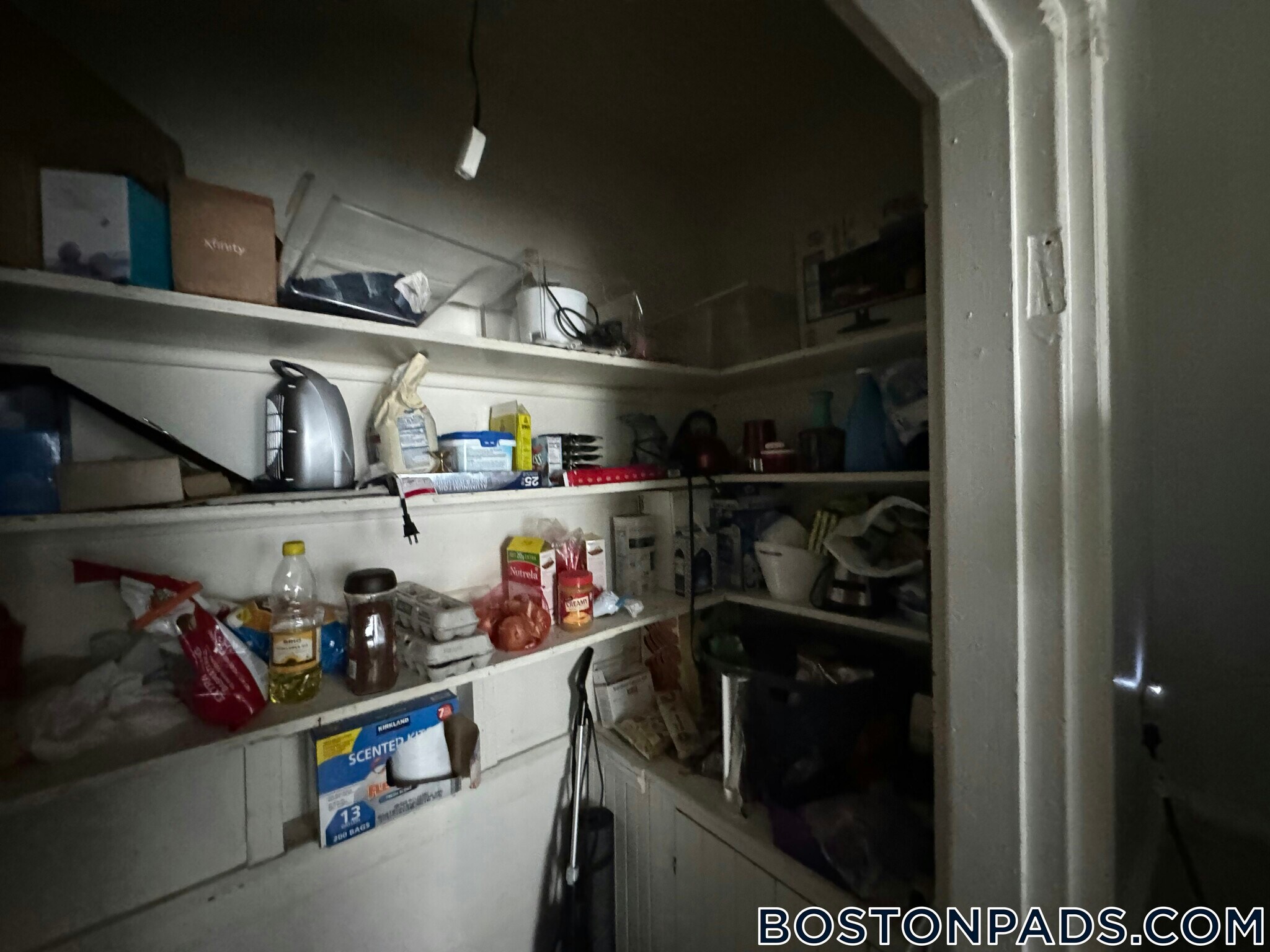 Building Photo - 140 Calumet St