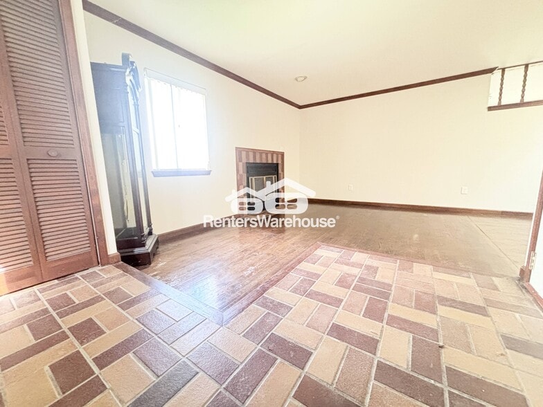 Building Photo - 9461 Farewell Rd