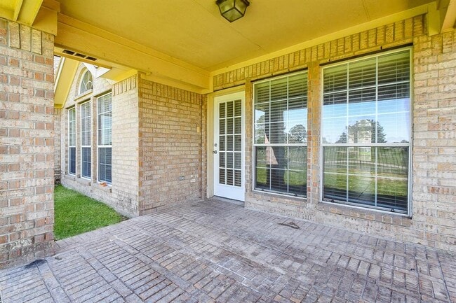Building Photo - 10206 Hahns Peak Dr
