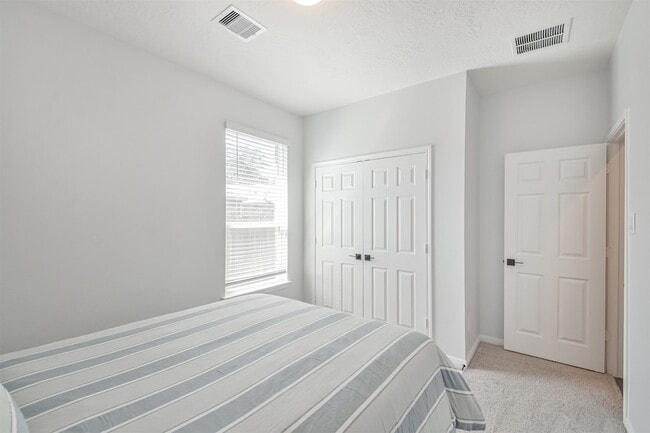 Building Photo - 8741 Lookout Peak Ln