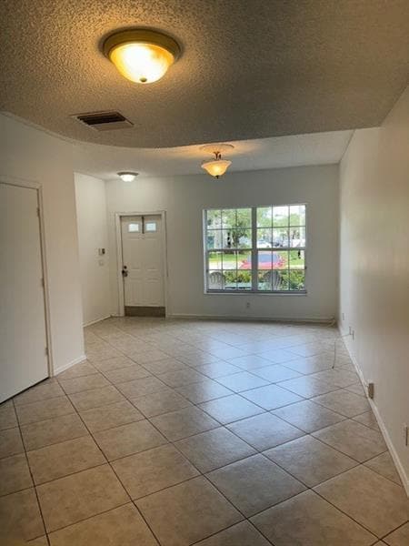 Building Photo - 7813 Sanibel Dr