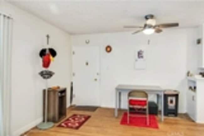 Building Photo - Spacious 1 Bedroom | 1 Bath – Long Beach