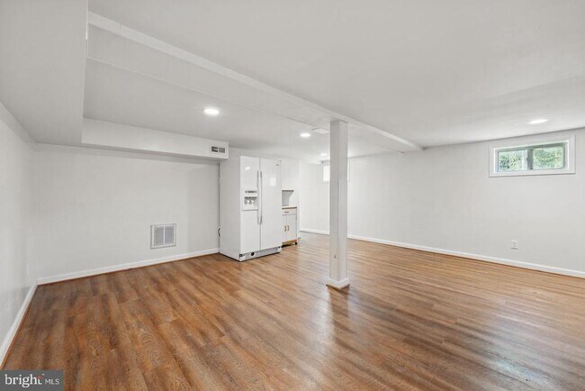Building Photo - 3993 Orange St