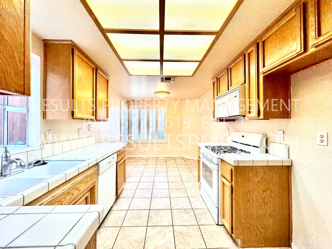Building Photo - Charming 3-Bedroom Home in Prime Location
