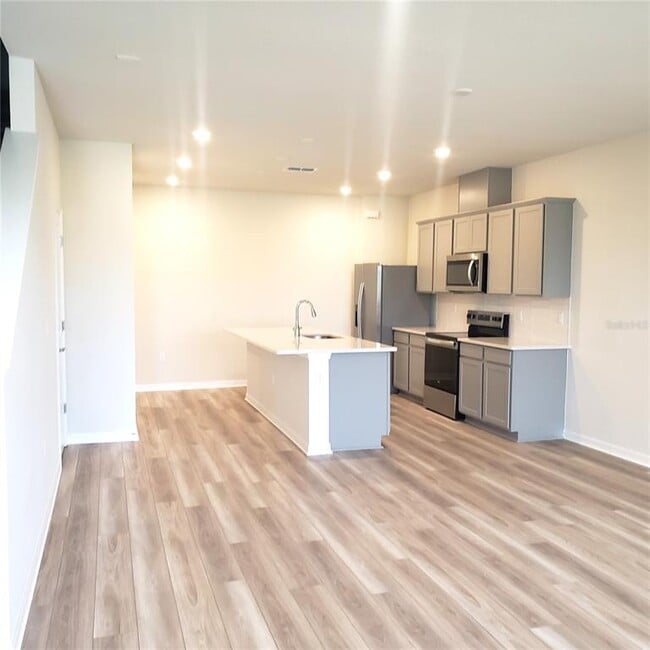 Building Photo - 6316 Tabebuia Pkwy