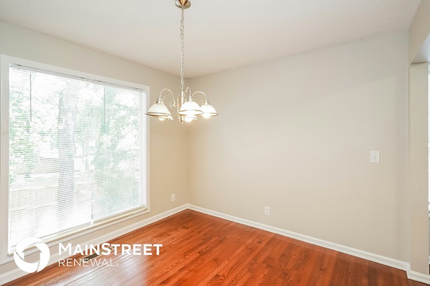 Building Photo - 1204 Curran Ct