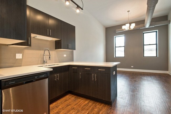 Kitchen - 2001 S State St