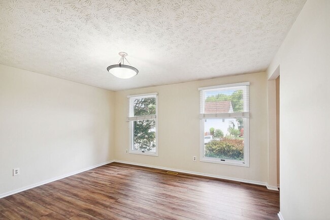 Building Photo - 1402 Kingstream Dr
