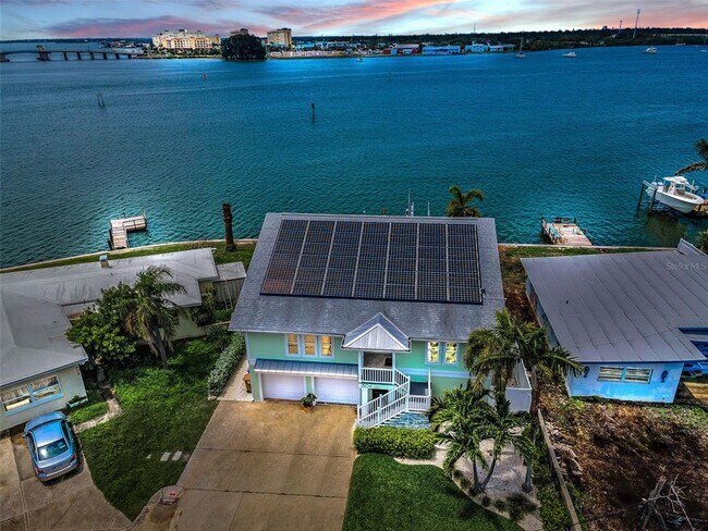 Building Photo - 804 Bay Point Dr