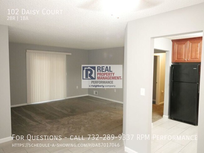 Building Photo - 102 Daisy Ct