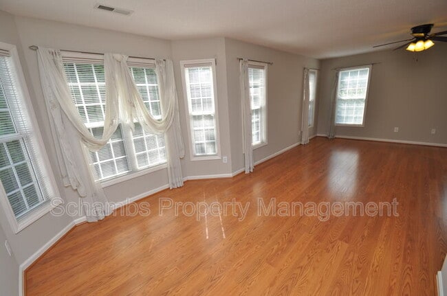 Building Photo - 2307 Fordcrest Dr