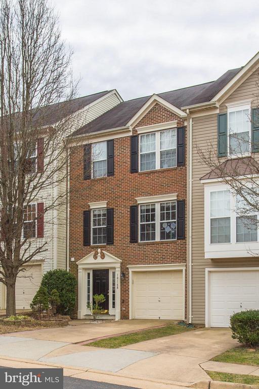 Building Photo - 10168 Elgin Way