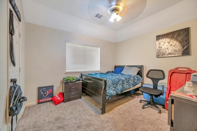 Building Photo - 3602 Garrettsville Dr