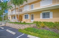 Building Photo - 3012 Sandpiper Bay Cir