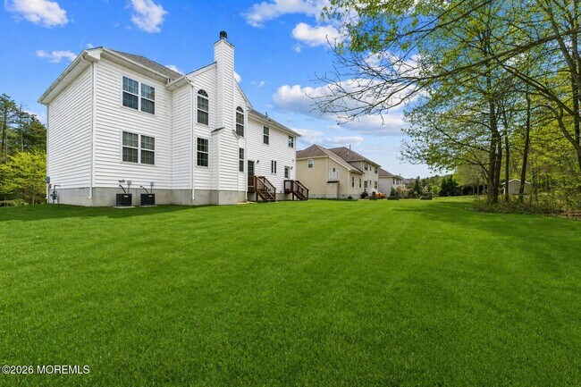 Building Photo - 8 Connor Dr