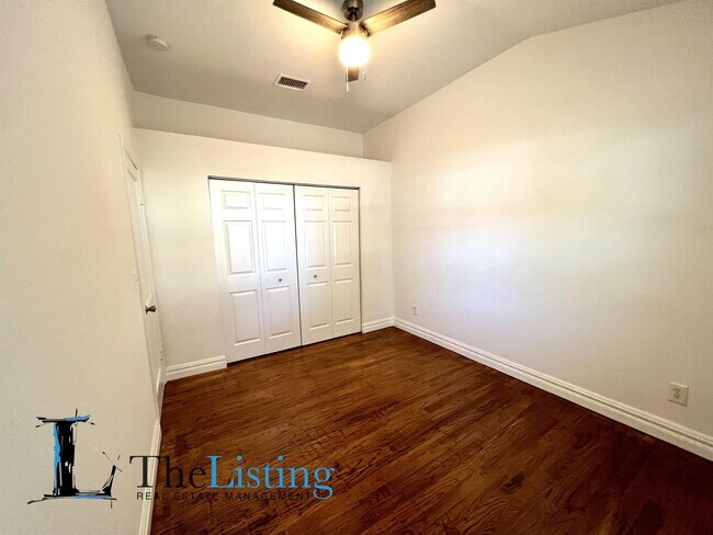 Building Photo - 5905 N Tampa St