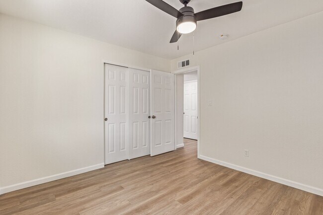 Building Photo - Newly Renovated On Broadway - Mesa!