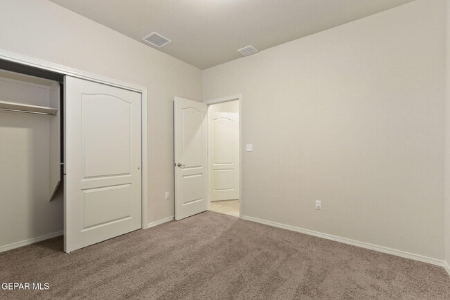 Building Photo - 1744 Preakness Ave
