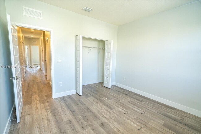 Building Photo - 10574 NW 81st Terrace