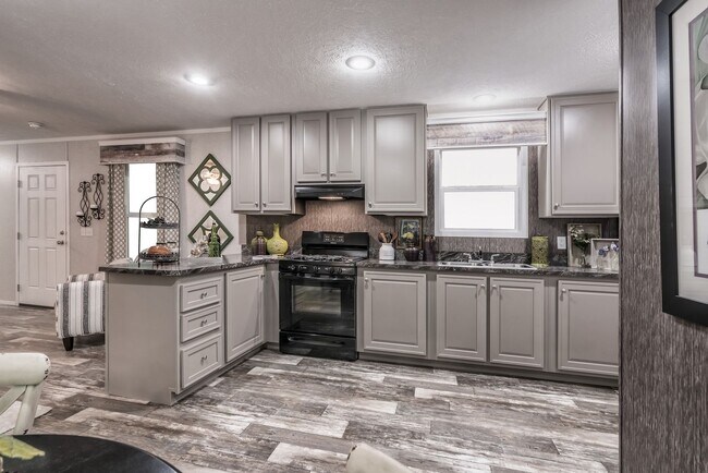 Building Photo - 5504 Blindmans Cove