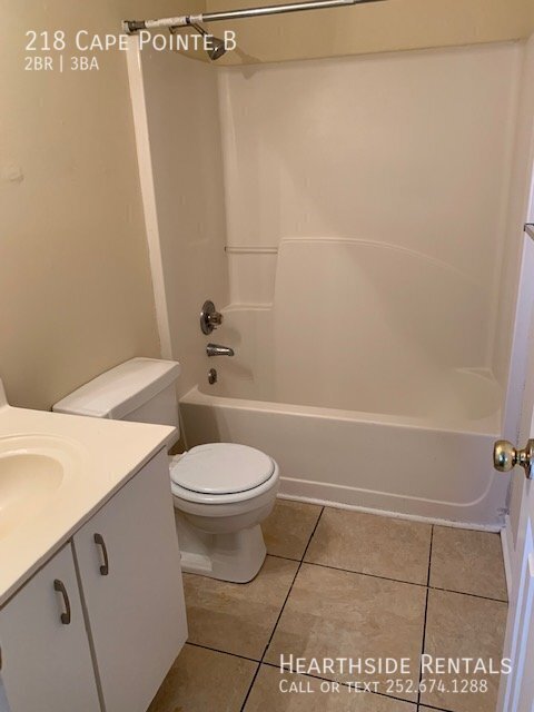 Building Photo - 218 Cape Point Ln