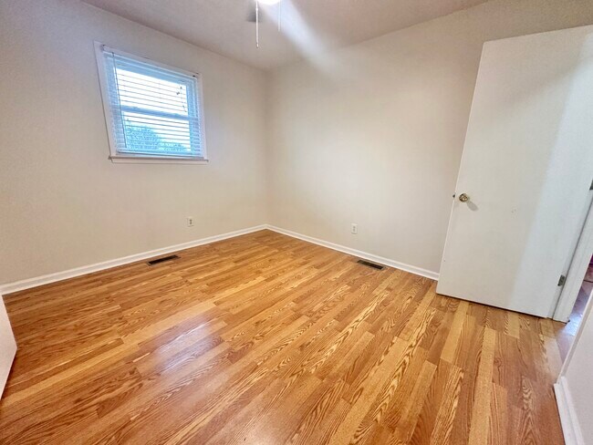 Building Photo - 3935 Elkton Trail