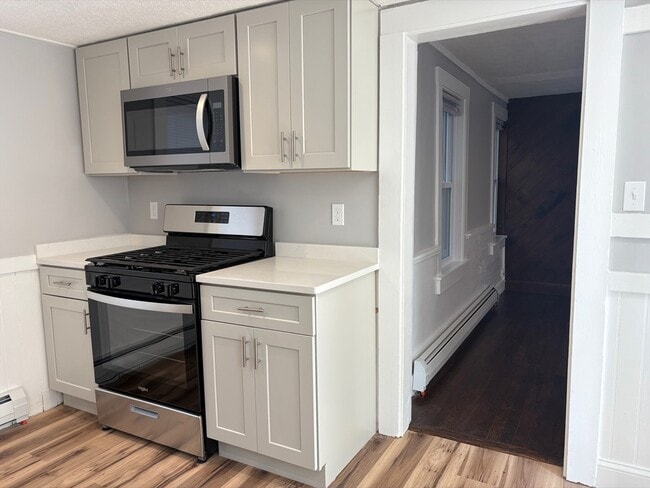 Building Photo - 408 Neponset St
