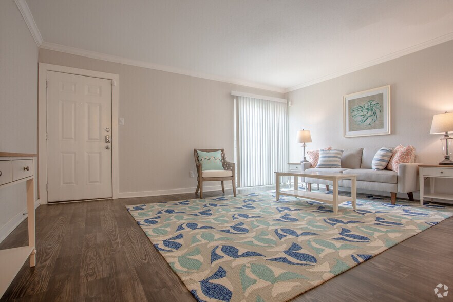 Lakeshore Apartments 16200 Space Center Blvd Houston TX 77062