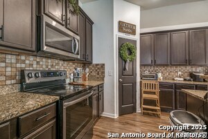 Building Photo - 6122 Underwood Way