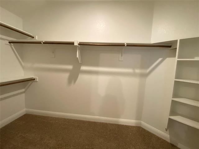 Building Photo - 1205 Parker Dr