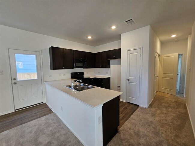 Building Photo - 856 Rancho Del Cielo Lp