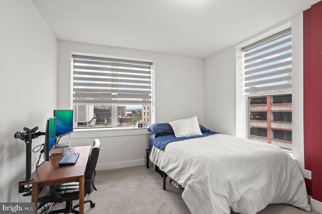 Building Photo - 231 State St