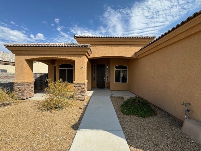 Building Photo - Los Lagos Lakefront WINTER Rental 3Br with Utilities AVAILABLE 10/1/2025
