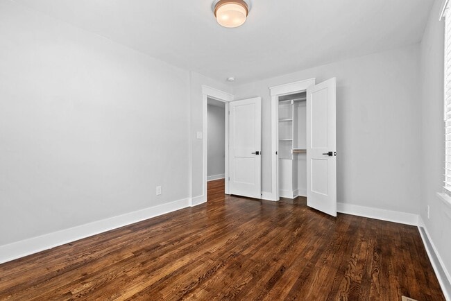 Building Photo - 2 Bedroom Ranch Style Home close to Downtown Raleigh