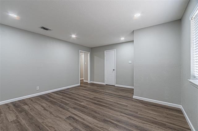 Building Photo - 1205 Navaho St