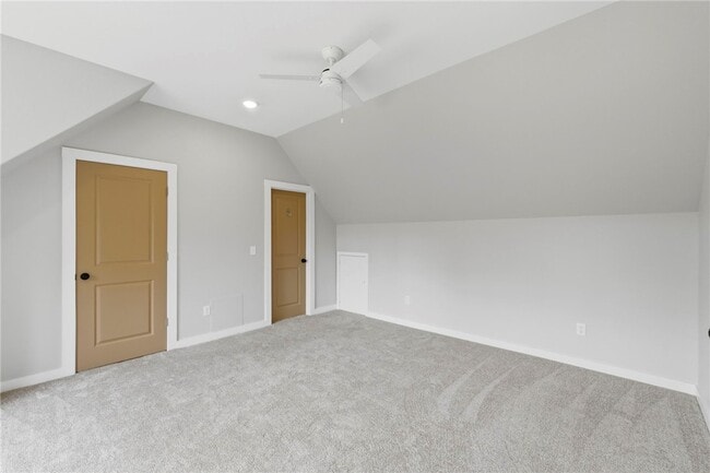 Building Photo - 14 Marisco Ln