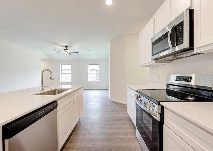 Building Photo - 212 NW 122nd St