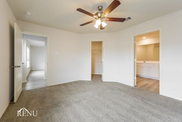 Building Photo - 10519 Copper Ridge Dr