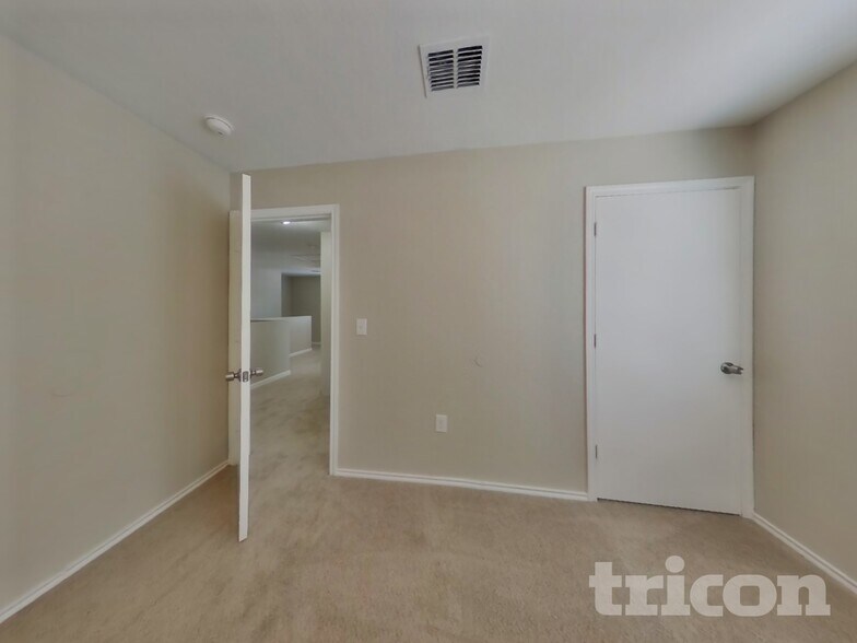 Building Photo - 6139 Plumbago Pl