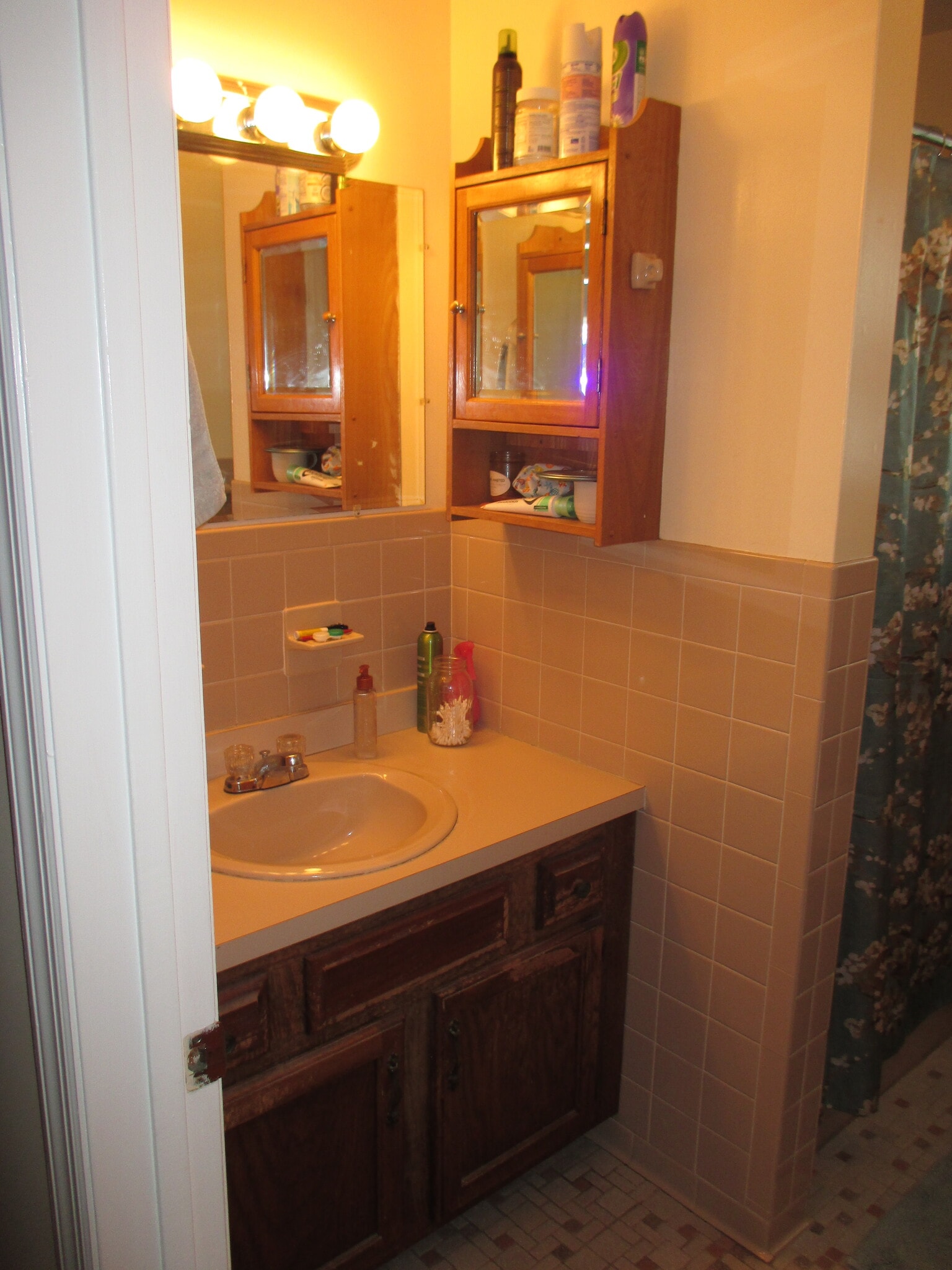 Building Photo - 14 Westview Ave