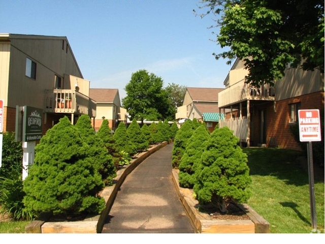 Building Photo - Bedford Green Apartments