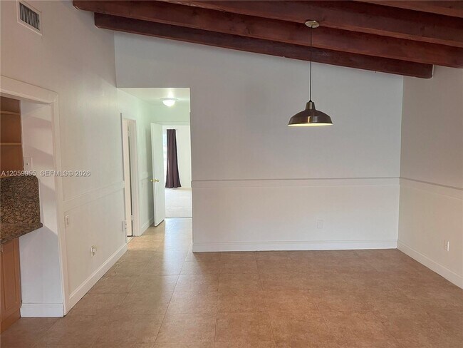 Building Photo - 6211 SW 116th Pl