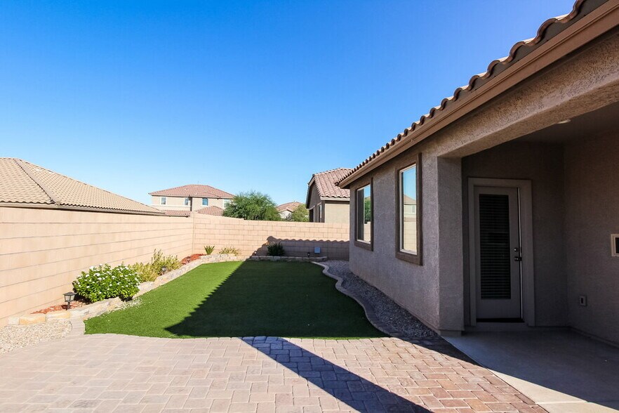 Building Photo - 6386 W Willow Falls Way