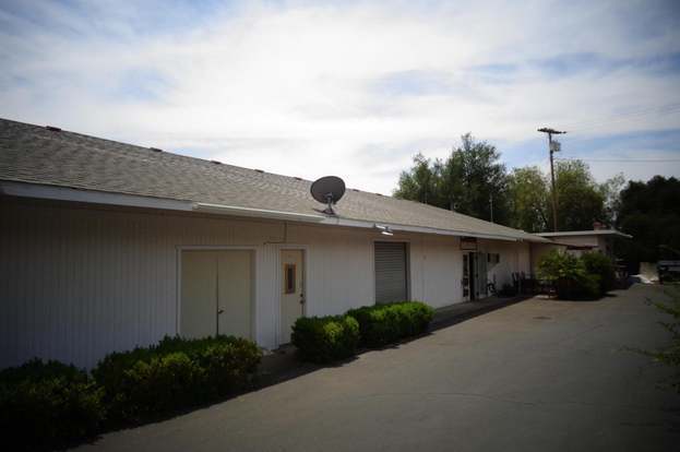 Building Photo - 28560 Lilac Rd
