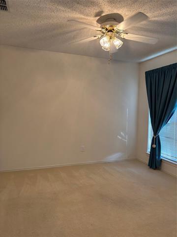 Building Photo - 10720 Columbia Dr