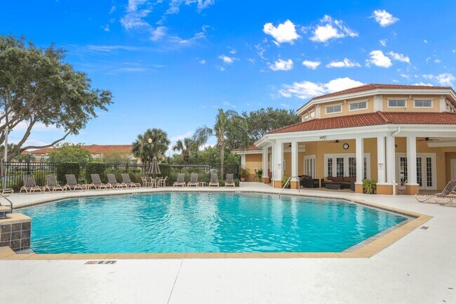 Building Photo - 1195 Villagio Cir