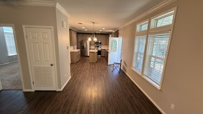 Building Photo - 503 BLUE GINGER Ln