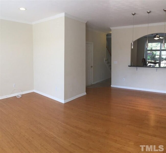 Building Photo - 615 Copperline Dr