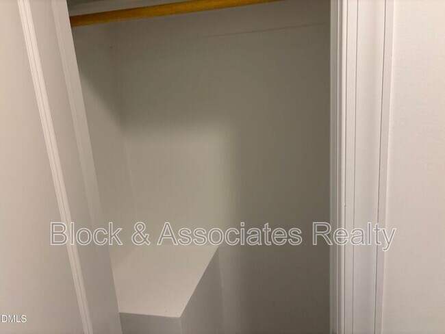 Building Photo - 5710 Parker Pnes Ct