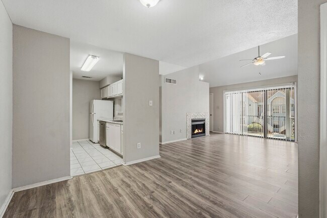 Building Photo - 14550 Fonmeadow Dr
